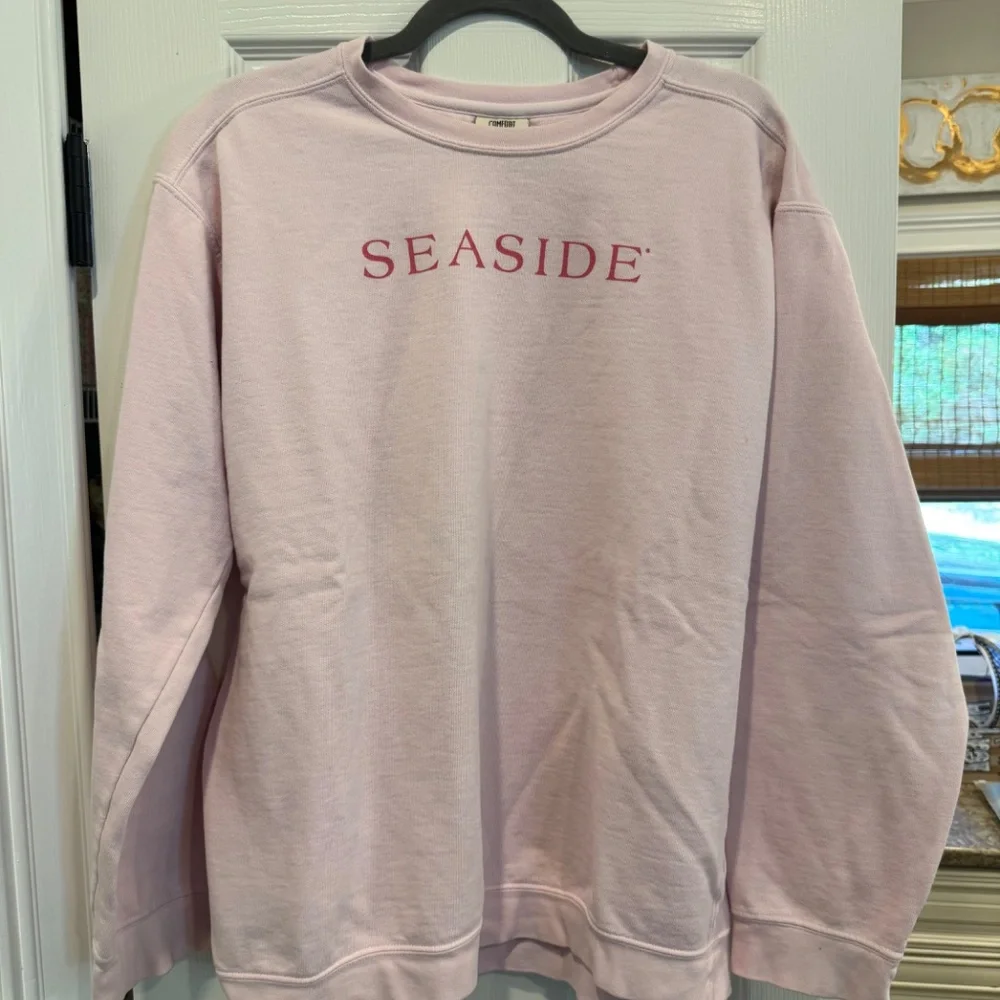 The Seaside Style Sweatshirt - Picture 2 of 4